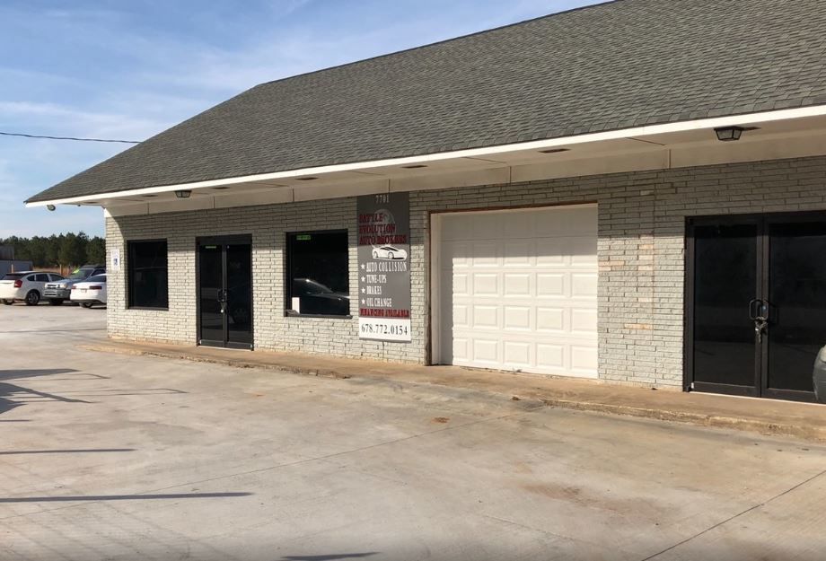 Income Producing - Owner User -- Automotive Space Atlanta-MSA -- 10 Cap: 7701 Roosevelt Hwy, Fairburn, GA 30213